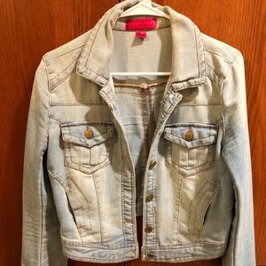 Light wash cropped denim jacket